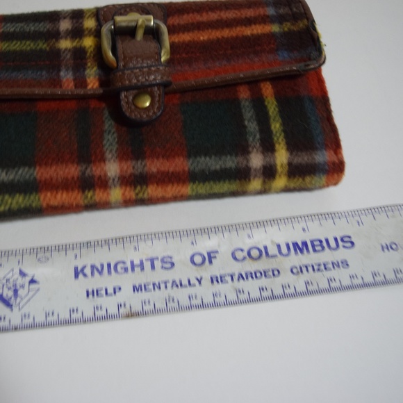 (2 for $20) Plaid Wallet - Picture 5 of 6